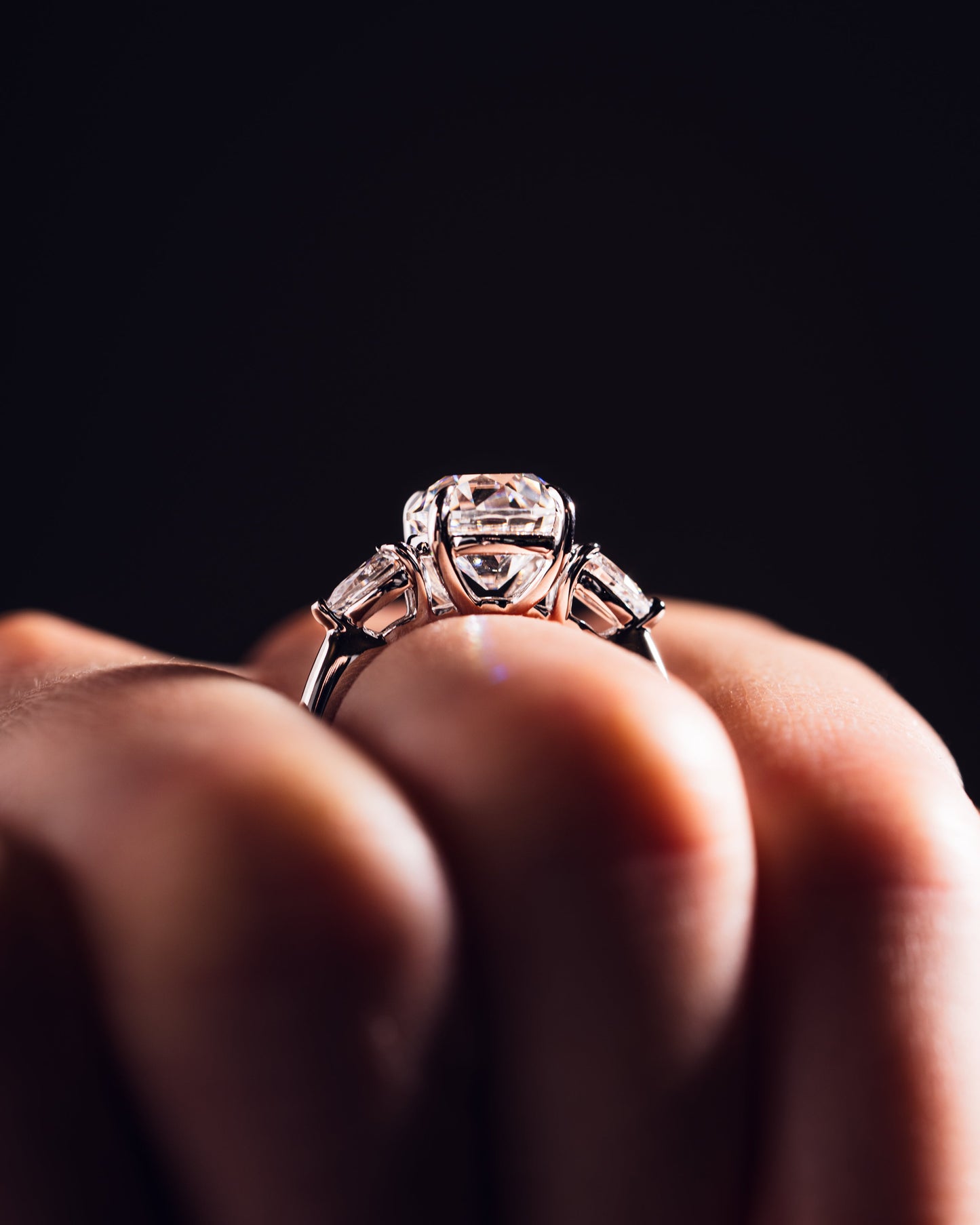 Nicola - Round & Pear