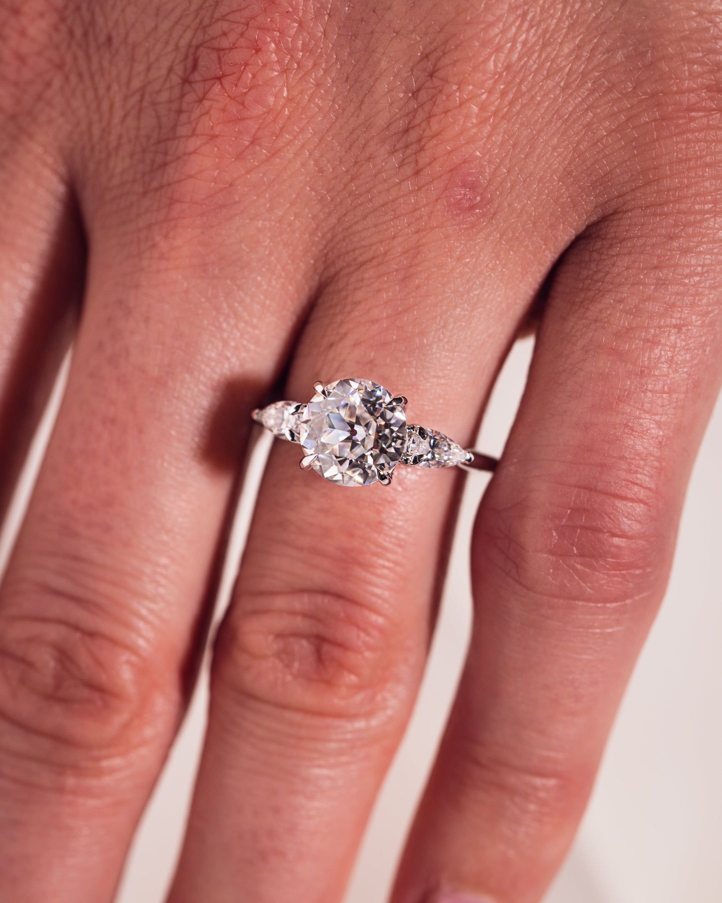 Nicola - Round & Pear