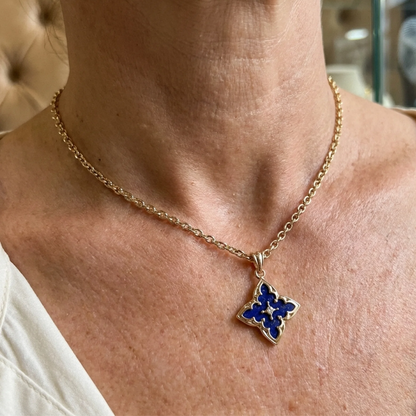 White Clover Pendant Necklace | Gold