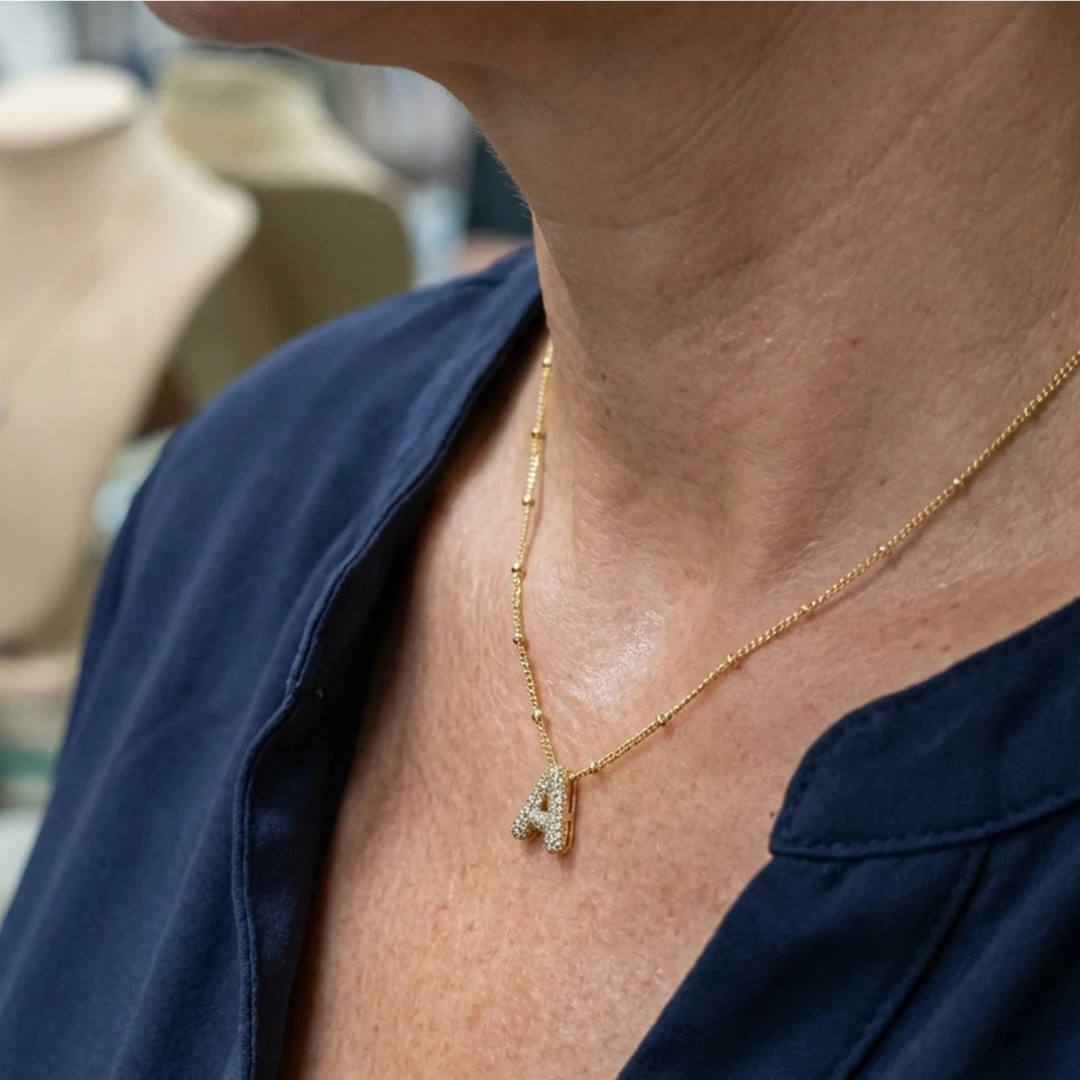 Bubble letter initial necklace set | Gold