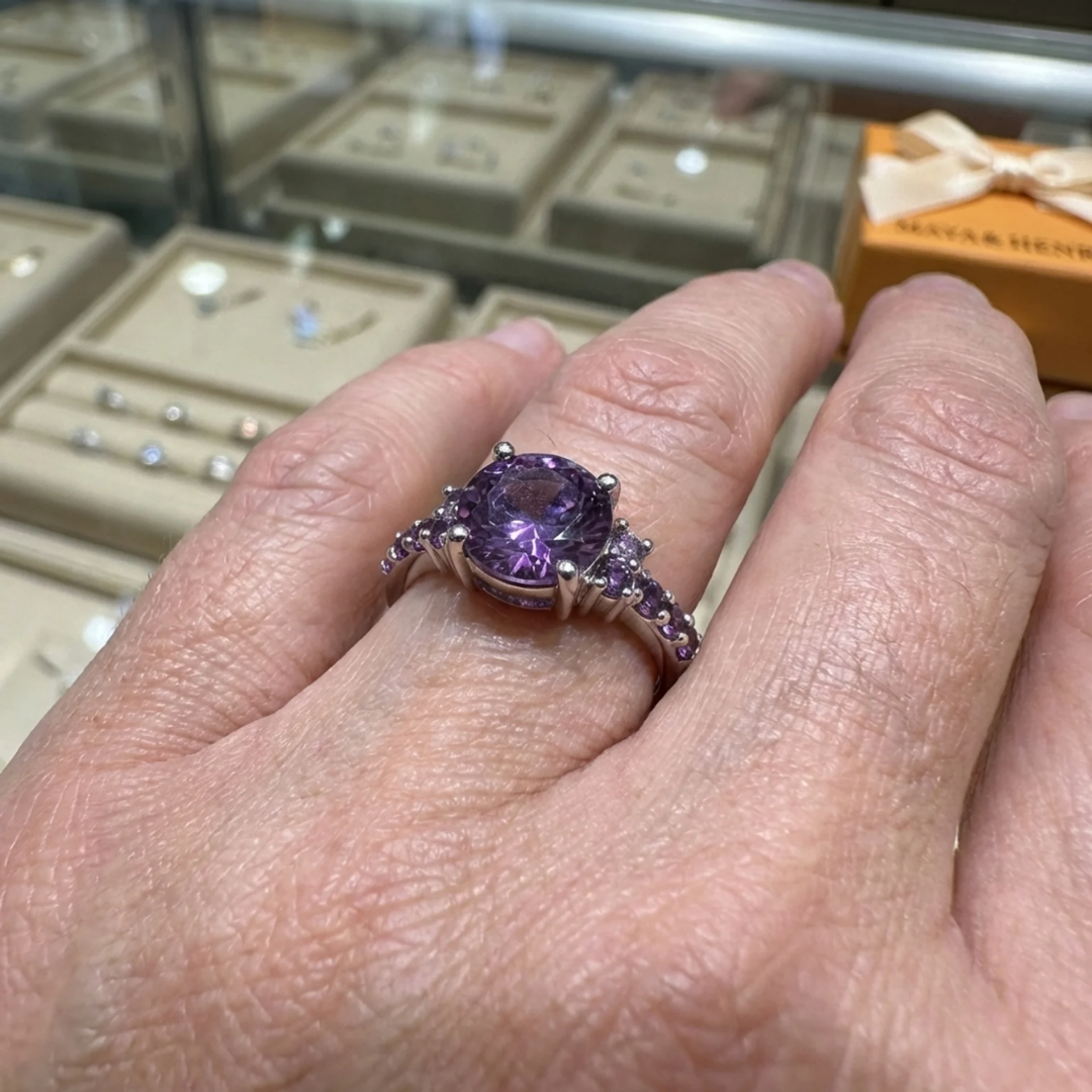 Celia Virelyn Ring | White Gold