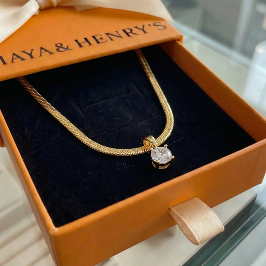Elegant Rhinestone Pendant Necklace | Gold