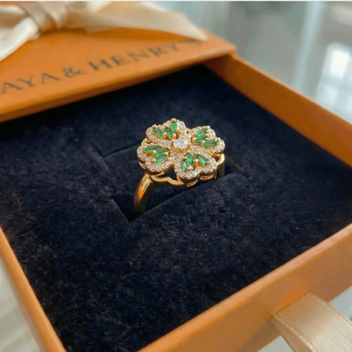 Emerald Clover Spinning Ring | Gold