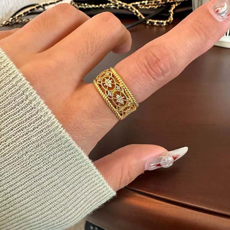 Catarina Lumielle Ring | Gold