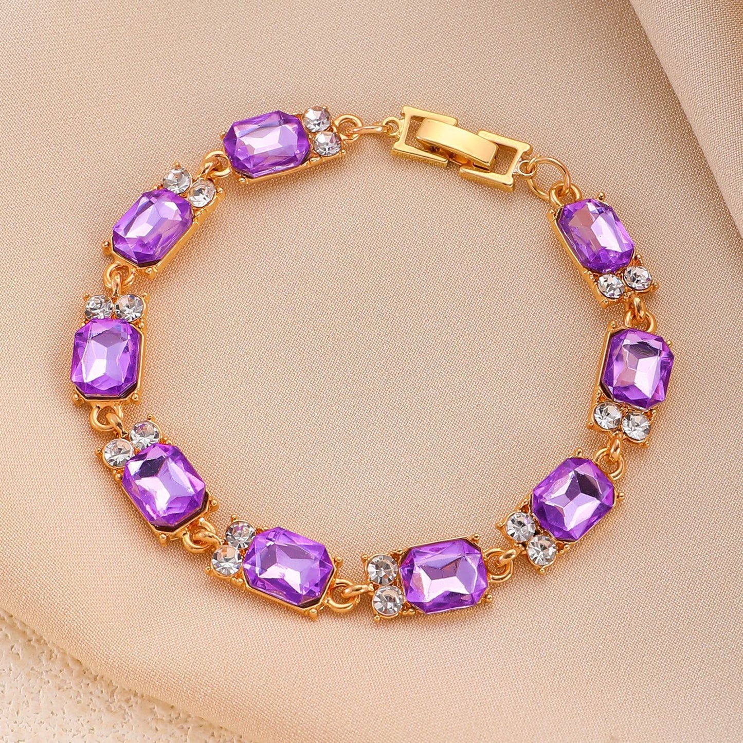 Valleria Amethyst Charm Bracelet | Gold