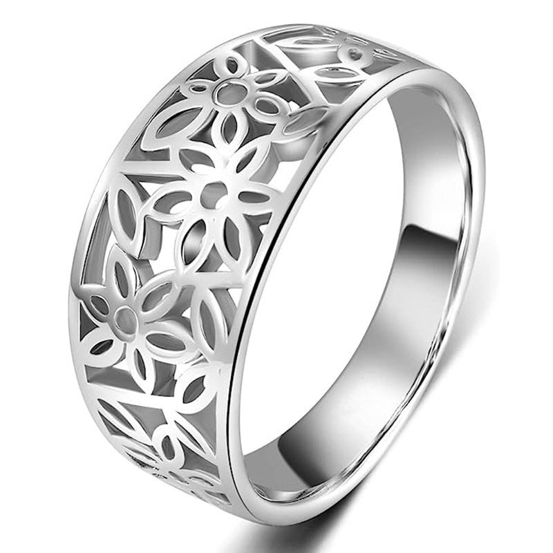 Delicate Flower Daria Ring | White Gold