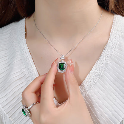 Meliora Brenswyn Necklace | White Gold