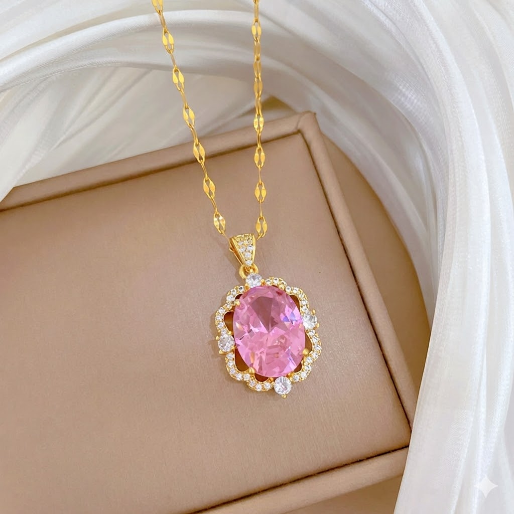 Rose Oval Crown Halo Necklace | Gold