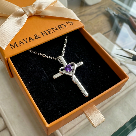 Amethyst Center Cross Necklace | White Gold