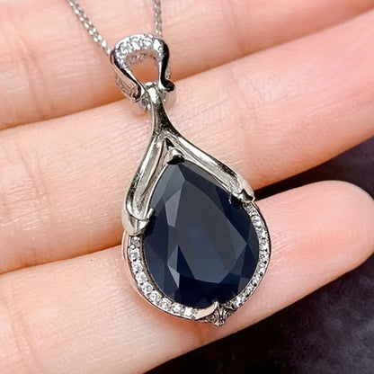 Alindra Feymorra Necklace | White Gold