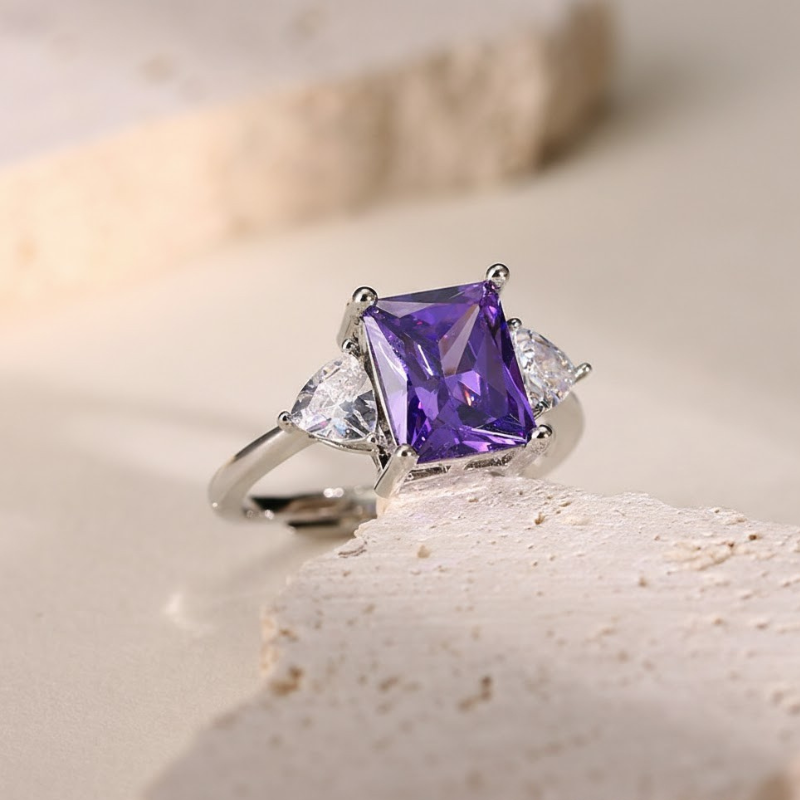Trinity Amethyst Ring | White Gold